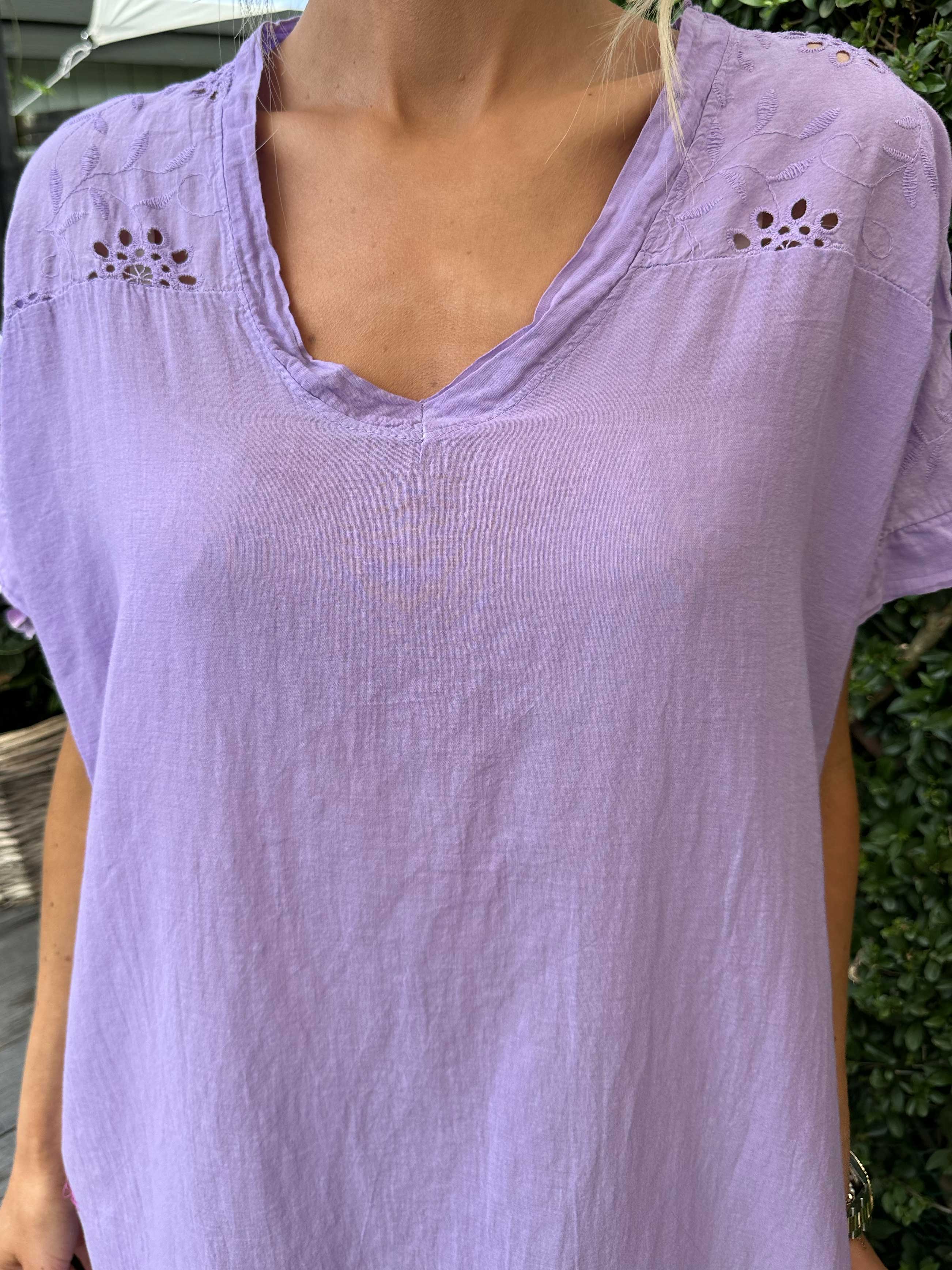 Bine - Enkel sommarklänning med broderi anglaise